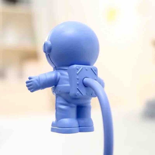 Çocuğa Hediye Astronot Gece Lambası