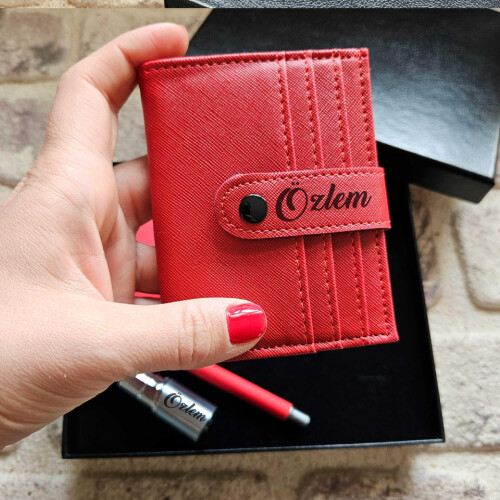 Kadınlara Özel Kırmızı Hediye Seti