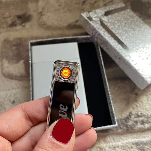 Kadınlara Özel Slim Sigara Kutusu ve Elektronik Çakmak 5 Renk