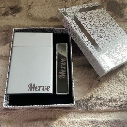 Kadınlara Özel Slim Sigara Kutusu ve Elektronik Çakmak 5 Renk