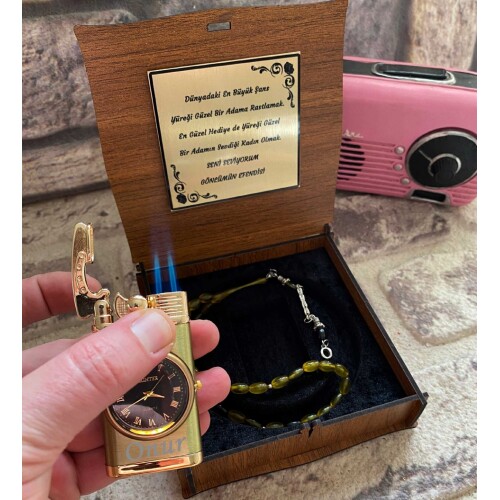 Kişiye Özel Sevgiliye, Eşinize Saatli Işıklı Çakmak ve Toz Kehribar