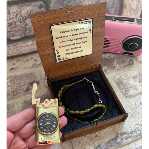 Kişiye Özel Sevgiliye, Eşinize Saatli Işıklı Çakmak ve Toz Kehribar