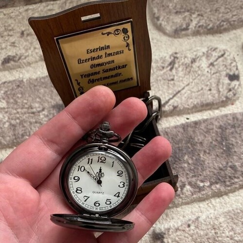 Öğretmene Özel Ahşap Kutulu Köstekli Saat
