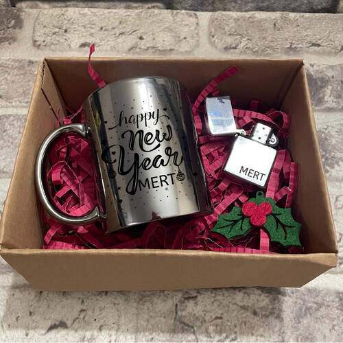 Yılbaşı Hediyesi Kupa Bardak ve Çakmak Seti