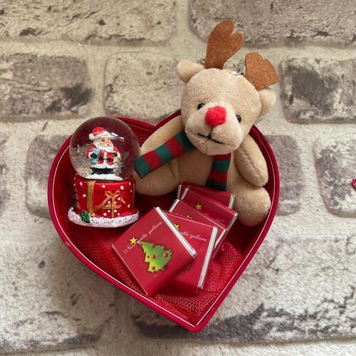 Yılbaşı Hediyesi Sevimli Kalp Kutu